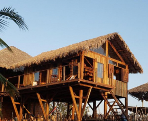 Divino Tatajuba eco-bungalow, beach kite front, amazing view!